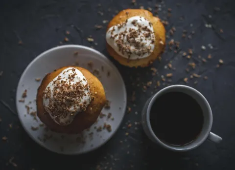 Bakverk och kaffe